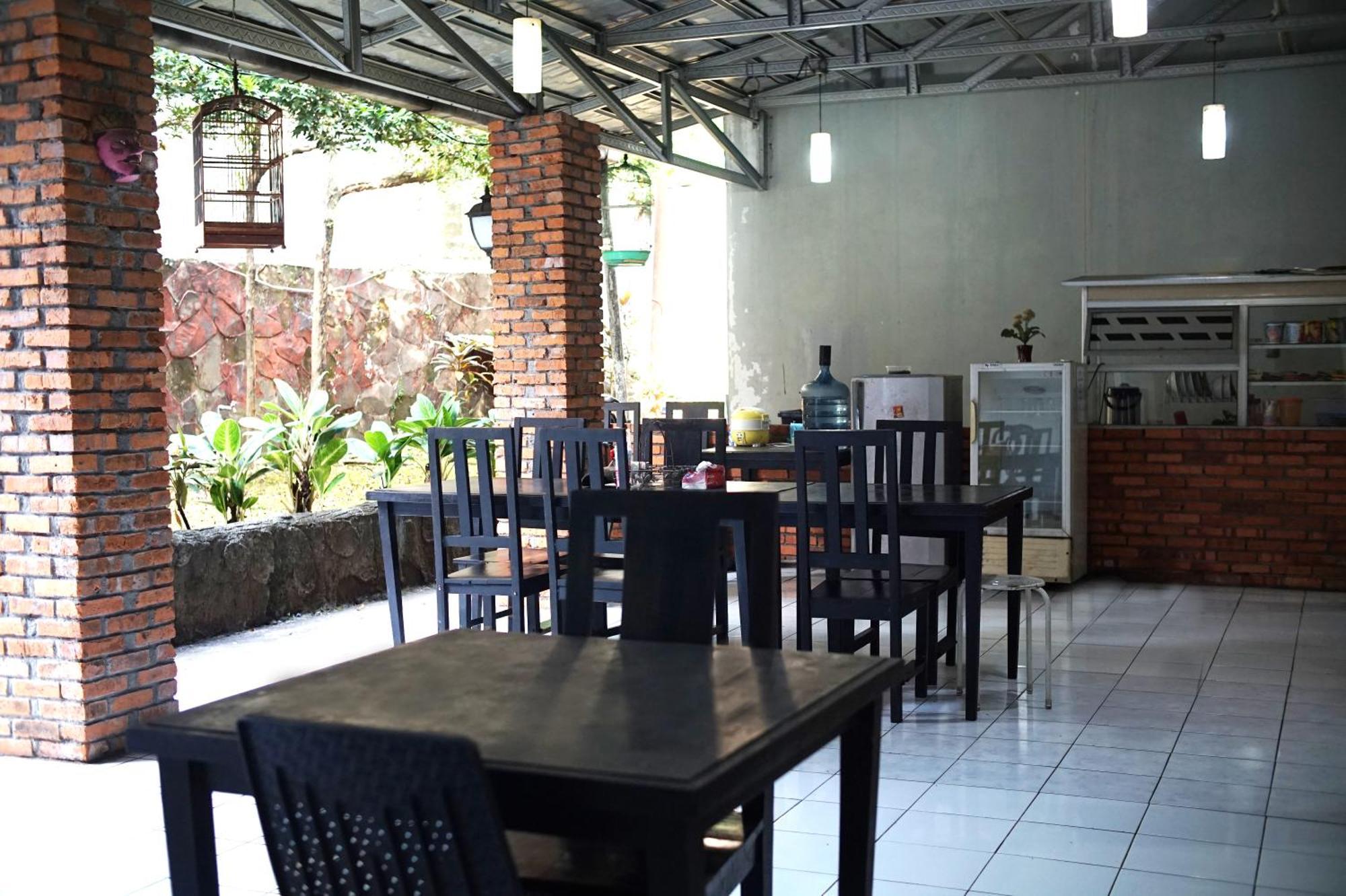 Hotel Ruang Tidur At Dpalma Bogor Extérieur photo